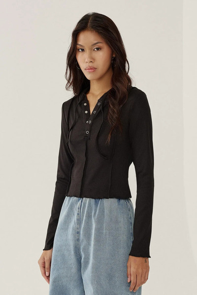 Hiccup Κορυφαίο σχέδιο κουμπώματος