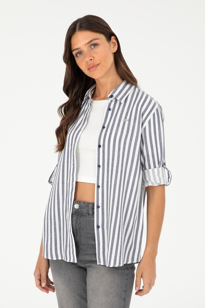 U.S. Polo Assn. قميص نسائي بأكمام طويلة باللون الأزرق الداكن 50280944 -VR033