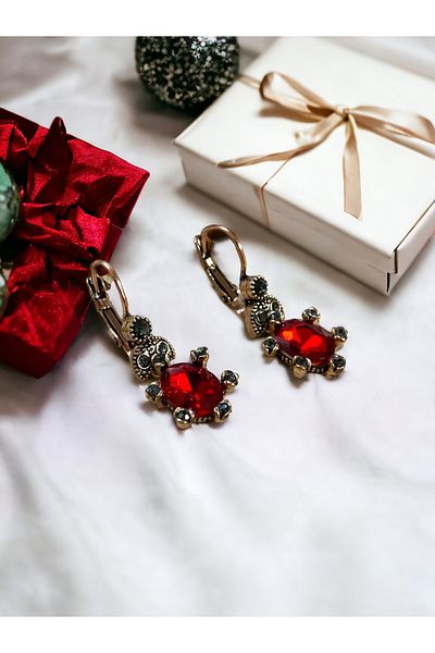 FAYRA ACCESSORIES أقراط كريستال بيضاوية مفصلة