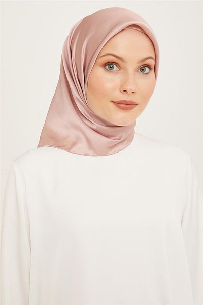 Armine Sura 22ya0010 Model Scarf - 131 31 Cut