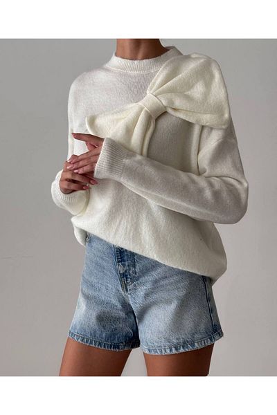 Luna Carina Women's Ecru Crew Neck Bow Detailed Soft Textured Knitwear Sweater