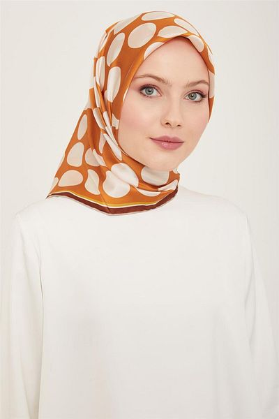 Armine Sura Silk Scarf - 24Ya9156 Model, 2 and 32 Cut