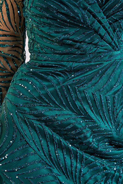 Tiara Βραδινό φόρεμα με λεπτομέρεια με κορδόνι στη μέση και φούστα με στρώσεις