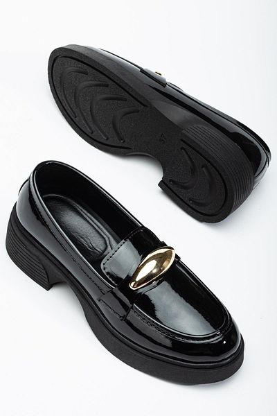 Dilimler Ayakkabı Black Patent Leather Women's Casual Shoes - Oval Buckle and Saddle