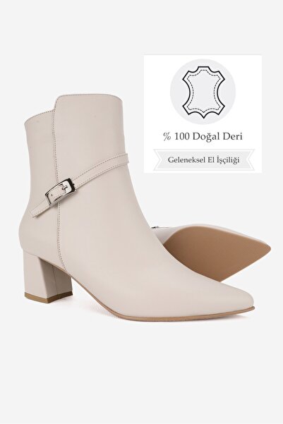 TUNAELLİ KADIN BEJ HAKİKİ DERİ 35-41 NUMARA KISA TOPUKLU SİVRİ BURUNLU BOT & BOOTİE