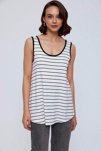 Tuba Butik Basic U-Neck Black/White Women's Athlete