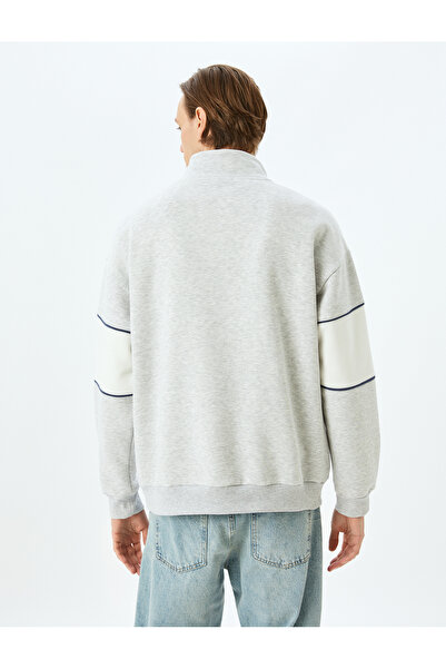 Koton Kolej Baskılı Yarım Fermuarlı Renk Bloklu Şardonlu Pamuk Karışımlı Oversize Sweatshirt