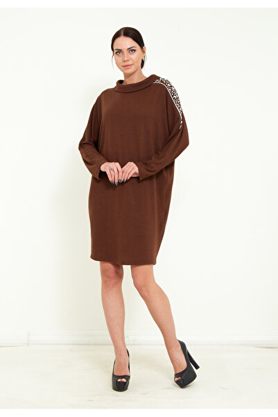 Favori Tekstil Kadın Taş Işlemeli Tasarım Midi Elbise