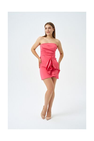 Favori Tekstil Strapless Rose Detailed Skuba Mini Evening Dress