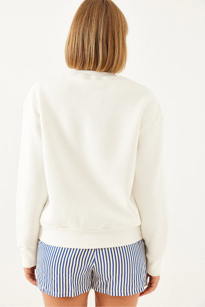 Bianco Lucci Women's Loose Cut Round Collar Sweatshirt Mbhs022 60601022