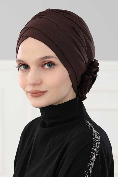 Aisha's Design B-26 Model Cross Rose Bonnet