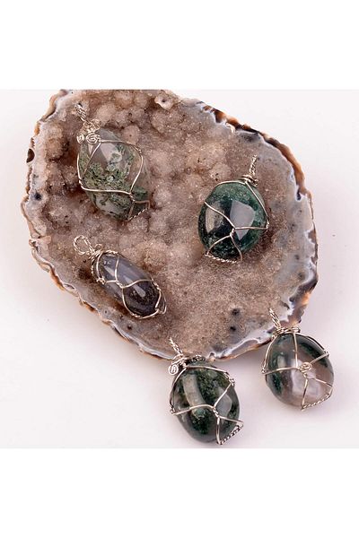 Taş Sandığı Mossy Agate Stone Necklace with Wire Wrap