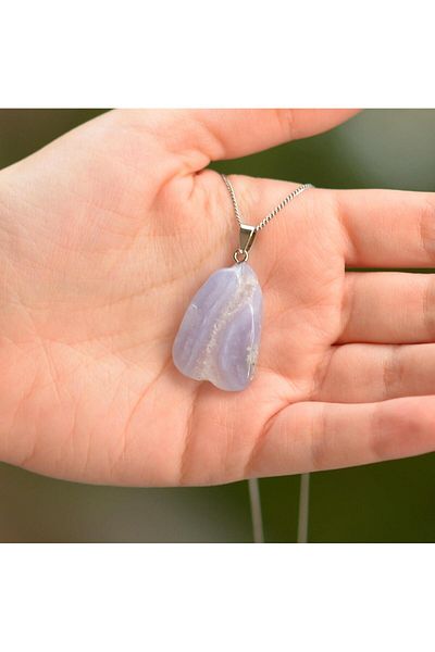 Taş Sandığı Chalcedony Stone Unshaped Necklace
