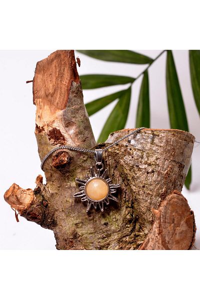 Taş Sandığı Sun Necklace - Calcite Stone Detailed