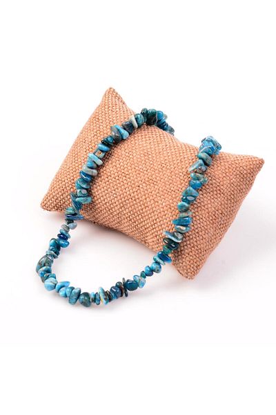 Taş Sandığı Apatite Stone Unshaped Necklace