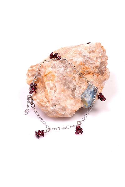 Taş Sandığı Garnet Stone Bracelet - Black Chain (Garnet Stone)