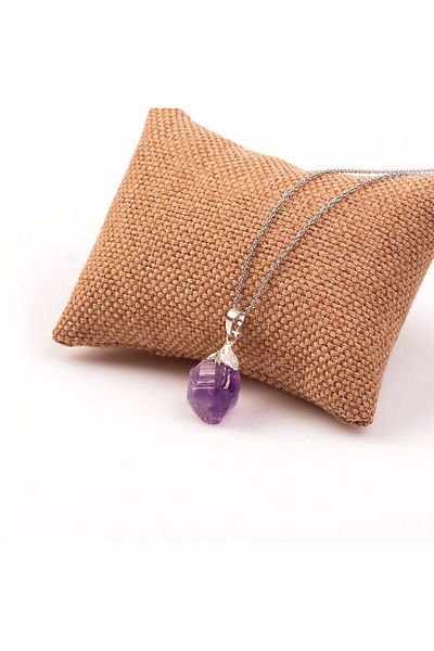 Taş Sandığı Raw Amethyst Stone Necklace