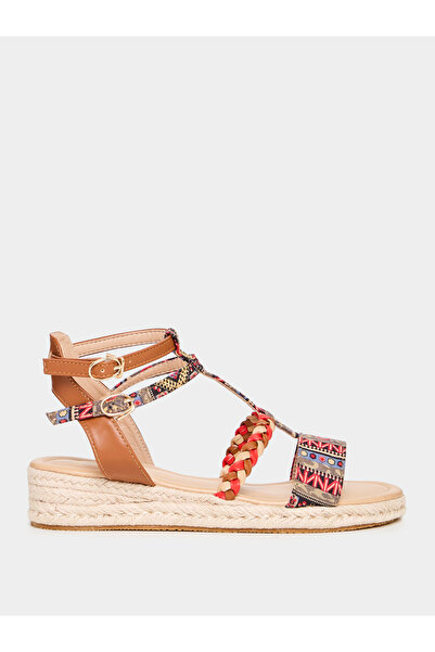 Styli صندل بكعب مزين بتفاصيل مضفرة ونمط هندسي