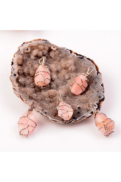 Taş Sandığı Raw Morganite Stone Necklace - Wire Wrapped