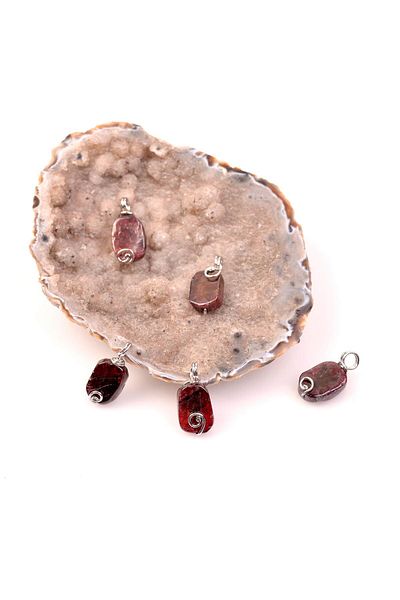 Taş Sandığı Lal Stone Necklace - Garnet Stone