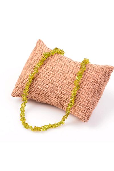 Taş Sandığı Zebercet Stone Unshaped Necklace - Peridot Stone