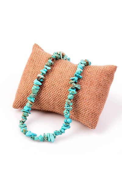 Taş Sandığı Turquoise Stone Unshaped Necklace