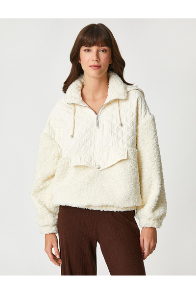 Koton Şahika Ercümen Gestepptes Kapuzensweatshirt - Plüschdetail und Tasche