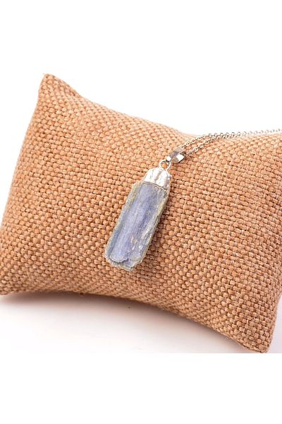 Taş Sandığı Blue Kyanite Stone Necklace - Raw Natural Stone