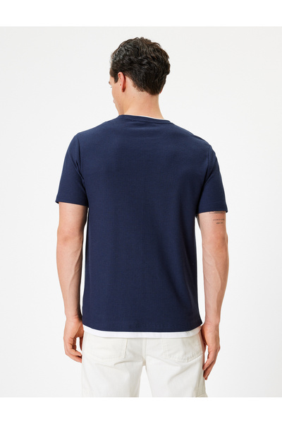 Koton Kısa Kollu Pamuk Karışımlı Bisiklet Yaka Dokulu Slim Fit Tişört