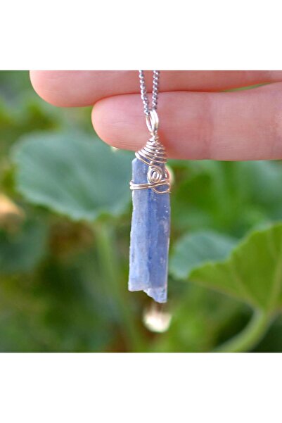 Taş Sandığı Blue Kyanite Stone Necklace - Wire Wrapped