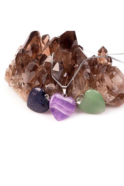 Taş Sandığı Three Pieces Natural Stone Heart Necklace Small Size with Non-Tarnish Chain