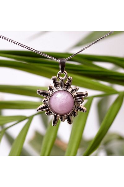 Taş Sandığı Kunzit Stone Sun Necklace