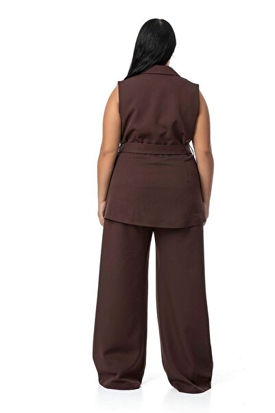 DISENTIS MODEST Σετ μεγάλου μεγέθους διπλό πέτο γιλέκο και παντελόνι καφέ δύο τεμαχίων
