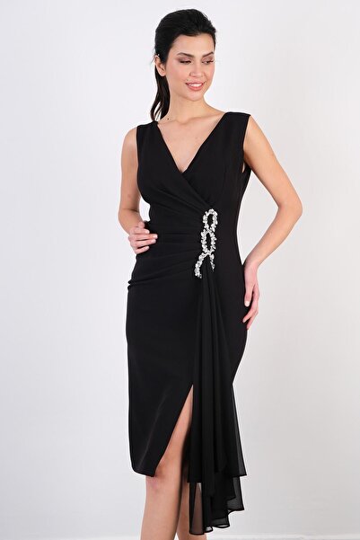 Spazio İnelda Kruvaze Yaka Bel Aksesuar Detaylı Midi Abiye Elbise SİYAH