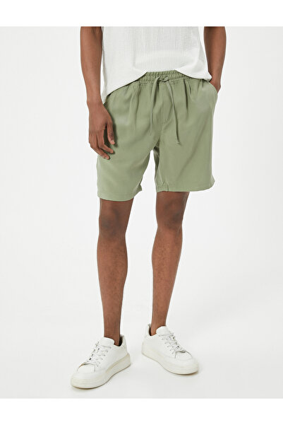 Koton Bermuda Şort Chino Beli Bağcıklı Cep Detaylı Rayon Kumaş