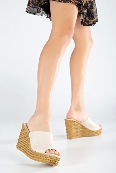 GULT Παντόφλες με σφήνα τακούνια