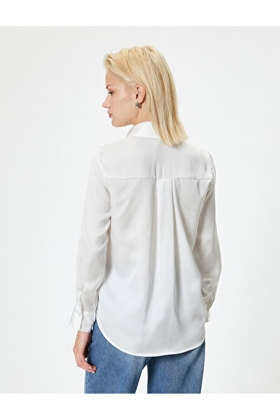 Koton Cămașă cu mânecă lungă din satin - Guler clasic, croială normală