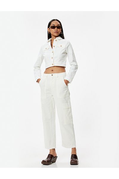 Koton Cargo-Jeans aus Baumwolle mit normaler Taille – gerades Bein mit Taschendetail