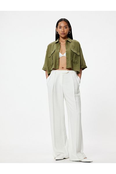 Koton Viscous Fabric - Oversize Crop Shirt με κοντό μανίκι και λεπτομέρεια τσέπης