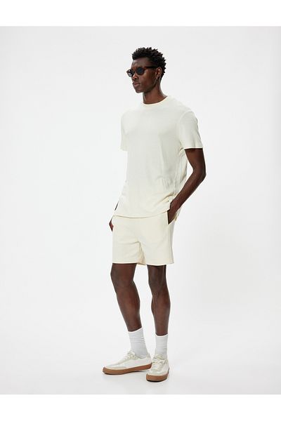 Koton Baumwoll-Bermudashorts – Taillenschnürung und Taschendetail