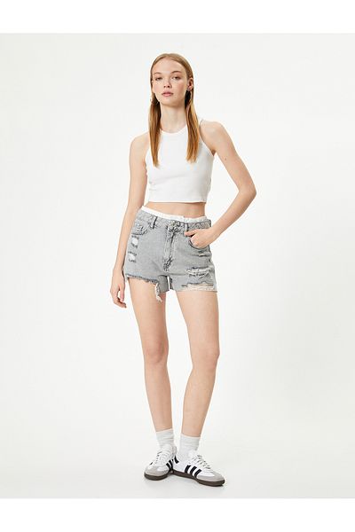 Koton Mini-Jeansshorts mit hoher Taille – Doppelte Taille und ausgefranste Taschen