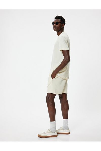 Koton Baumwoll-Bermudashorts – Taillenschnürung und Taschendetail