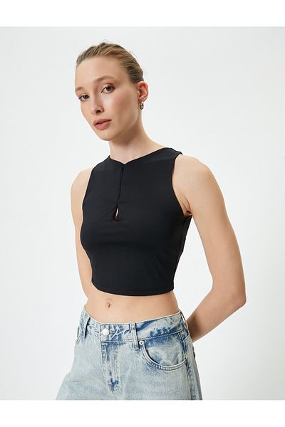 Koton Crop Athlete Window Detailed Crew Neck Slim Fit
