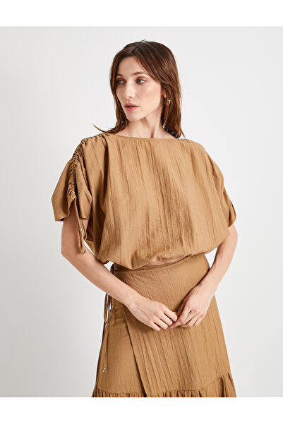 Koton Crop μπλούζα με ντραπέ μανίκια