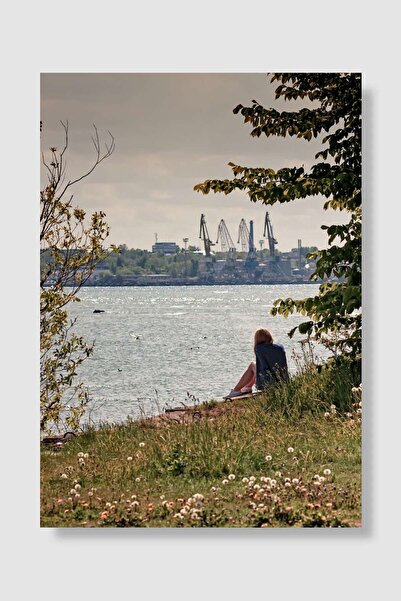 kubdekor Girl By The Harbour Anime Poster Çerçevesiz Yüksek Kalite Duvar Poster