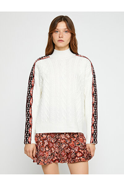 Koton Kol Detaylı Boğazlı Kazak Triko