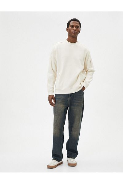 Koton Crew Neck Sweat με άνετη λεπτομέρεια ραφής τσέπης με φερμουάρ