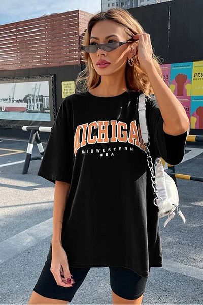 Moda Glo Γυναικείο μπλουζάκι σε μαύρο Oversize Michigan printed