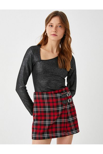 Koton Tricou cu sclipici cu guler asimetric