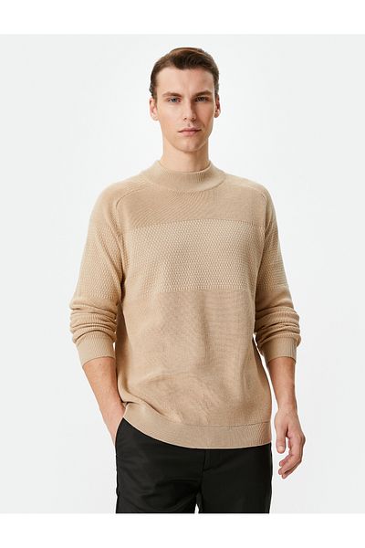 Koton Halber Rollkragenpullover aus Strickwaren mit schmaler Passform, strukturiert